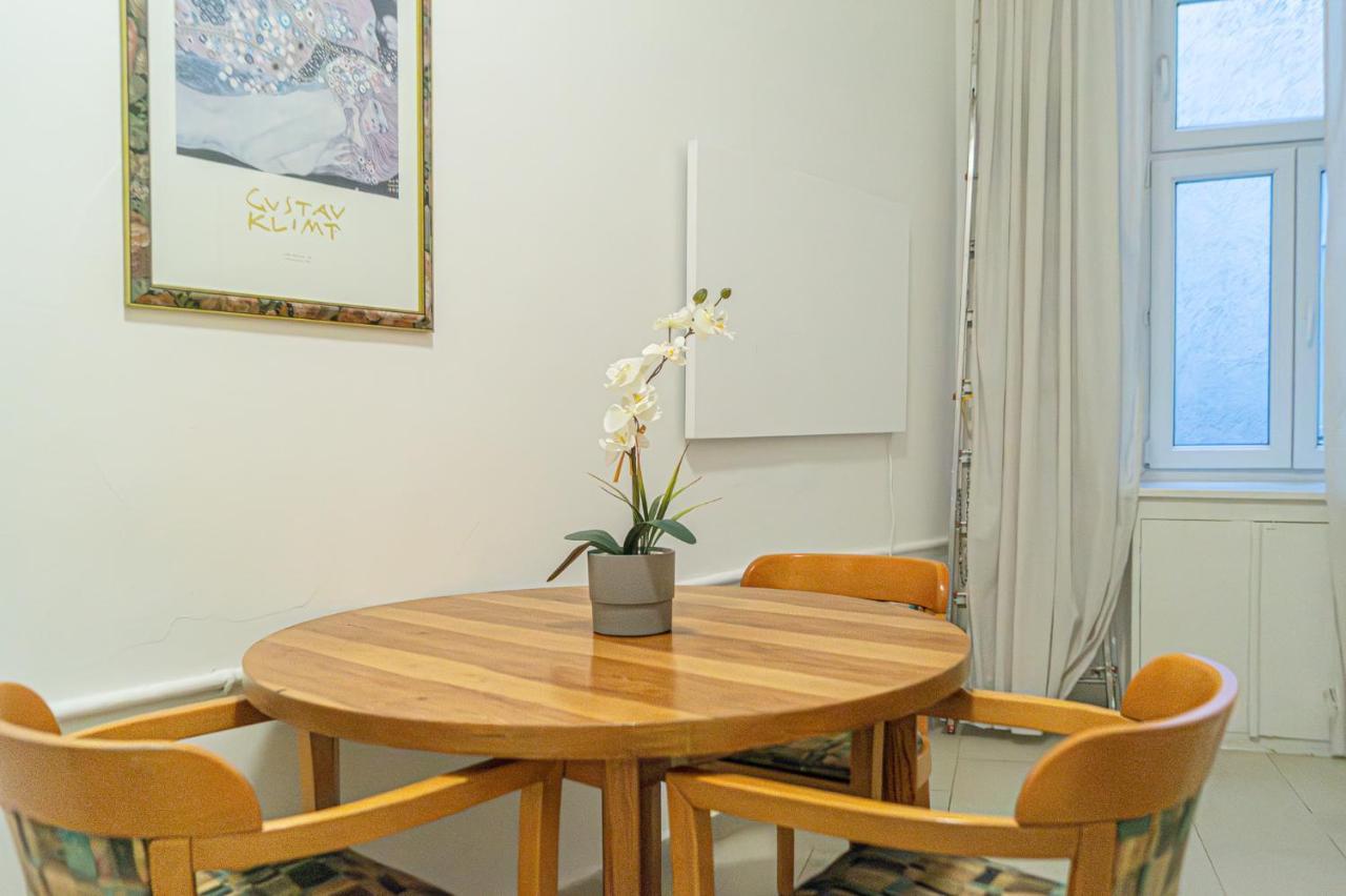 Economy 1Br Apartment Well Connected To The Whole City 비엔나 외부 사진